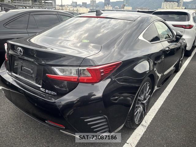 Lexus RC 2014-09 8072139-4