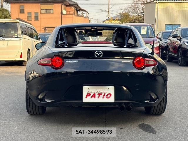 Mazda ROADSTER 2019-03 8071941-13