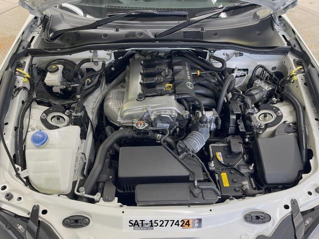 Mazda ROADSTER 2022-01 8070849-18