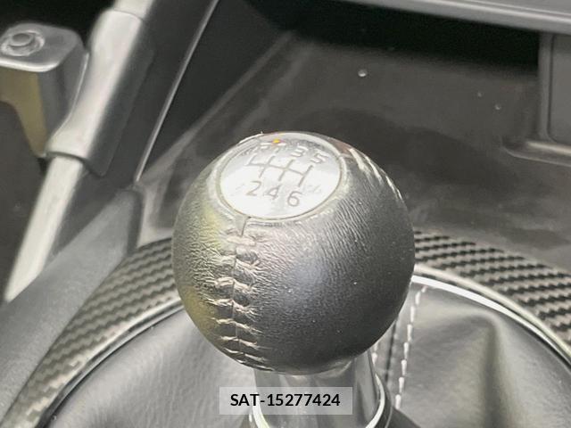 Mazda ROADSTER 2022-01 8070849-4