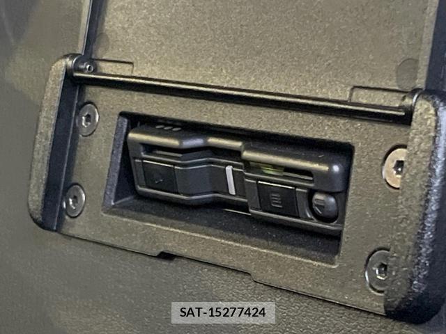 Mazda ROADSTER 2022-01 8070849-5