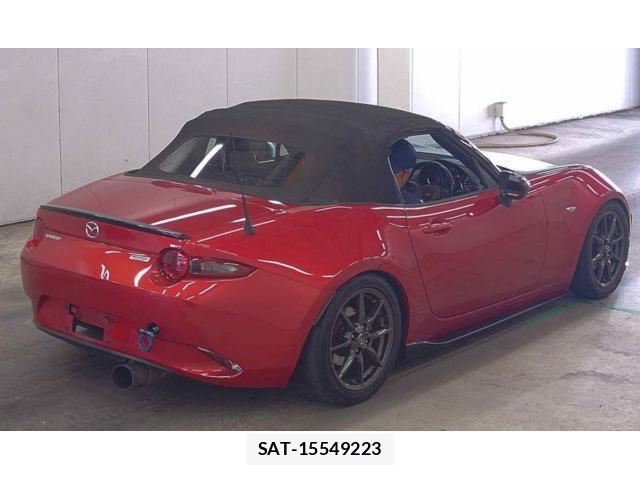 Mazda ROADSTER 2015-06 8072060-2