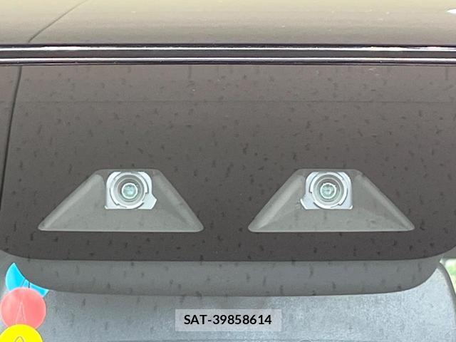 Daihatsu ROCKY 2020-05 8072260-4