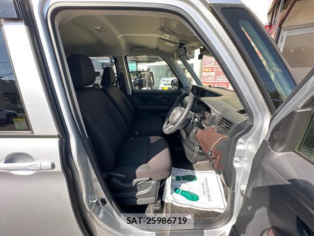 Toyota ROOMY 2020-07 8071518-10