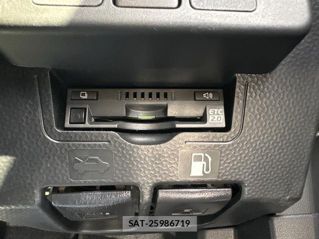 Toyota ROOMY 2020-07 8071518-6