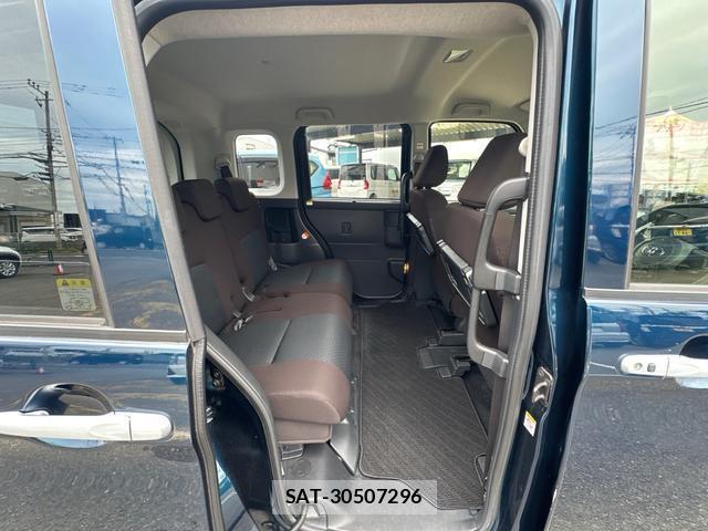 Toyota ROOMY 2022-07 8071527-13