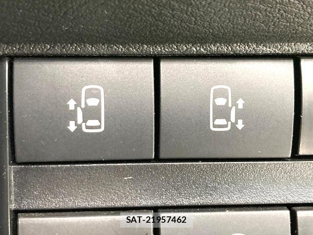 Nissan ROOX 2022-02 8071268-2