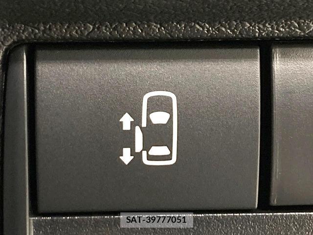 Nissan ROOX 2024-09 8071277-5