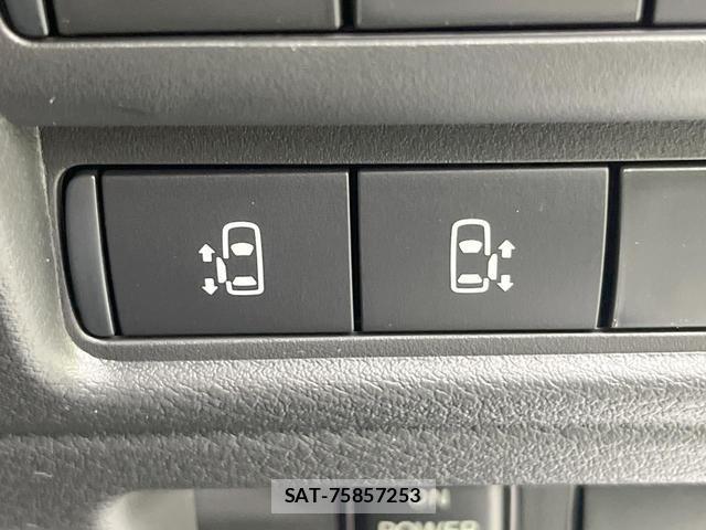 Nissan ROOX 2026-03 8071376-3