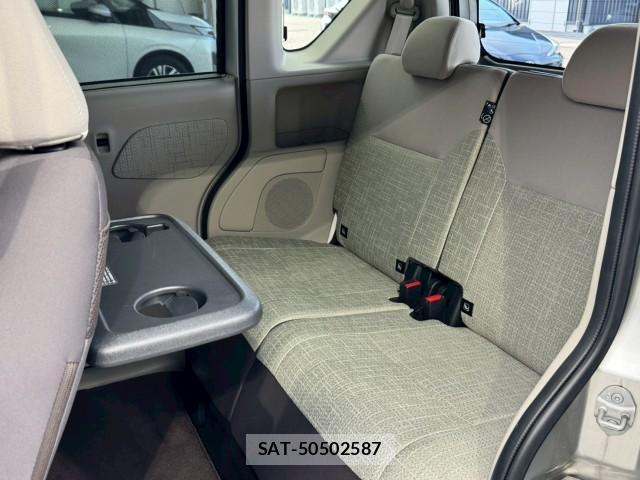 Nissan ROOX 2020-07 8072245-16