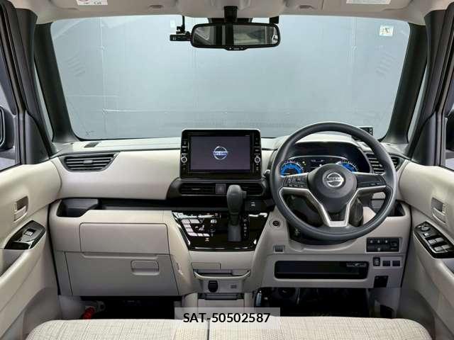 Nissan ROOX 2020-07 8072245-2