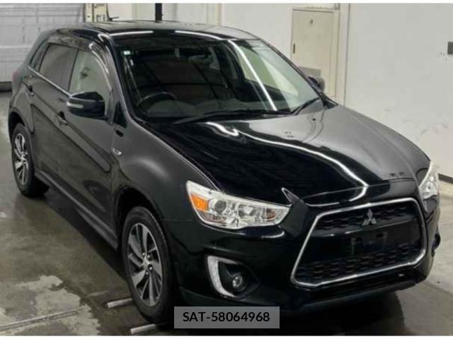 Mitsubishi RVR 2017-02 8071817-3