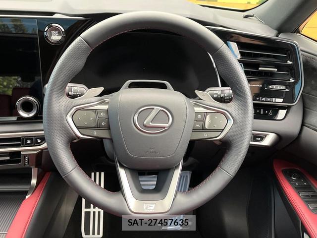 Lexus RX 2025-09 8071330-10