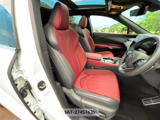 Lexus RX 2025-09 8071330-7