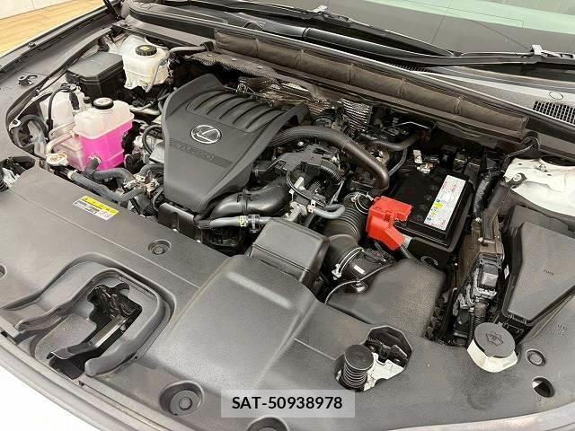 Lexus RX 2023-11 8071549-13