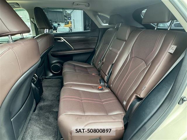 Lexus RX 2021-03 8072064-5