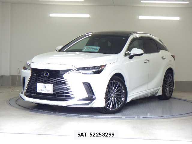 Lexus RX 2024-04 8072335-0