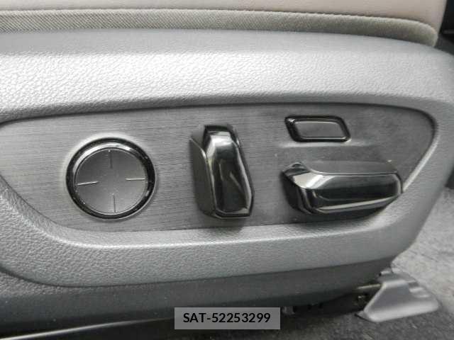 Lexus RX 2024-04 8072335-11