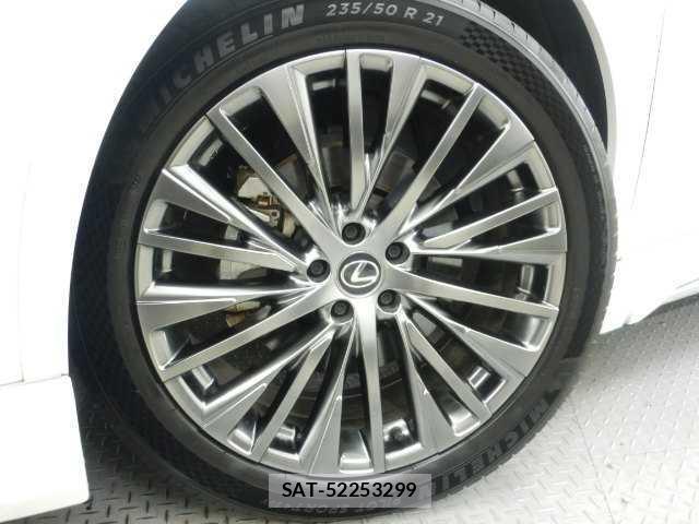 Lexus RX 2024-04 8072335-15
