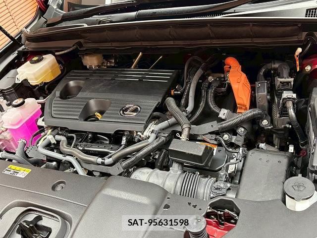 Lexus RX 2023-09 8072368-13