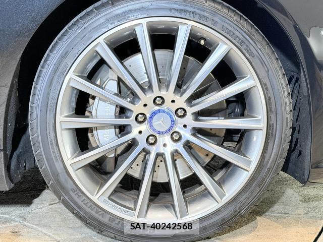 Mercedes Benz S-CLASS 2013-11 8072327-8