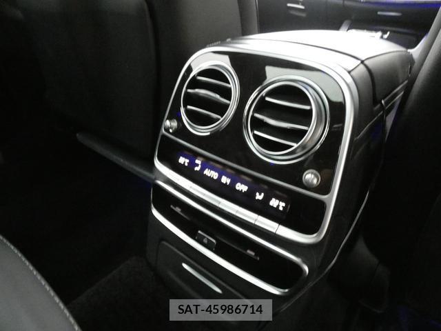 Mercedes Benz S-CLASS 2016-07 8072504-7