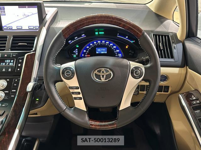 Toyota SAI 2013-10 8071701-7