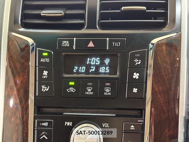 Toyota SAI 2013-10 8071701-9