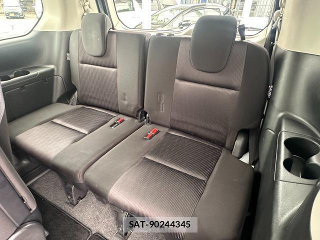 Nissan SERENA 2017-03 8070874-16