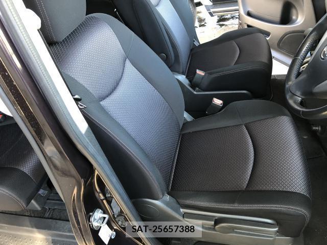 Nissan SERENA 2013-09 8071196-15