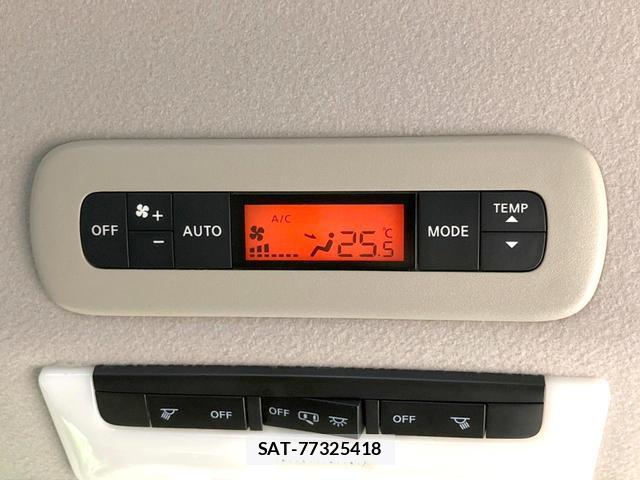Nissan SERENA 2017-01 8071282-6