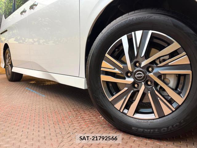 Nissan SERENA 2025-03 8071342-12