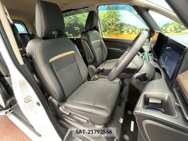 Nissan SERENA 2025-03 8071342-6