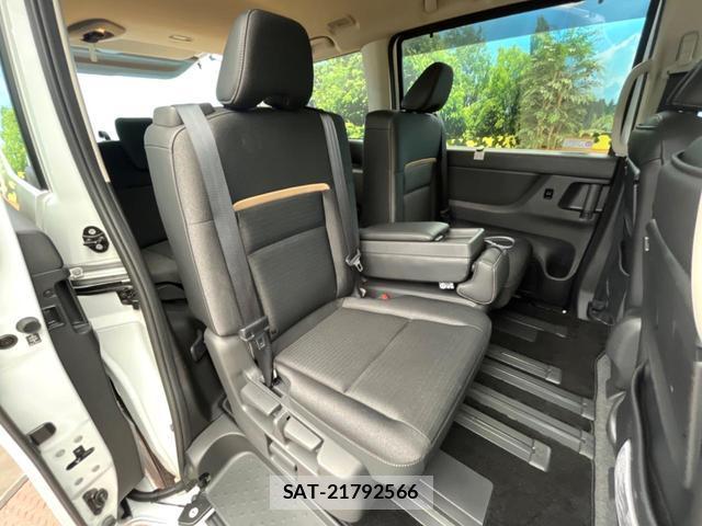 Nissan SERENA 2025-03 8071342-7