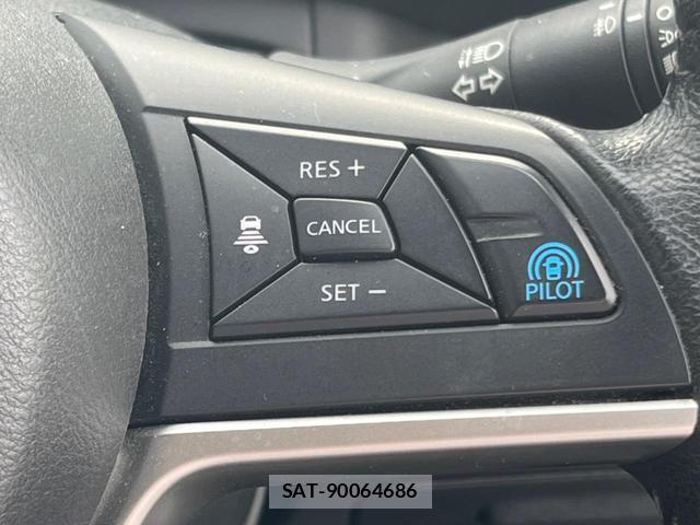 Nissan SERENA 2016-12 8071614-2