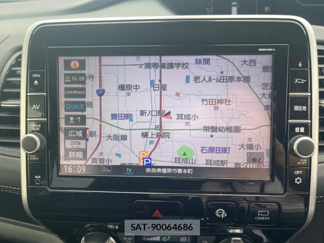 Nissan SERENA 2016-12 8071614-3