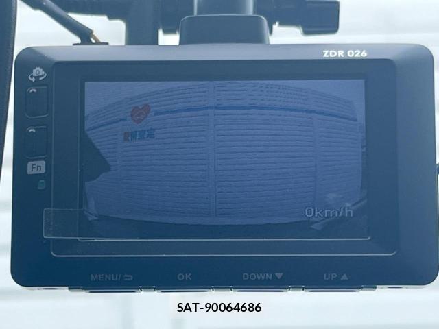 Nissan SERENA 2016-12 8071614-8