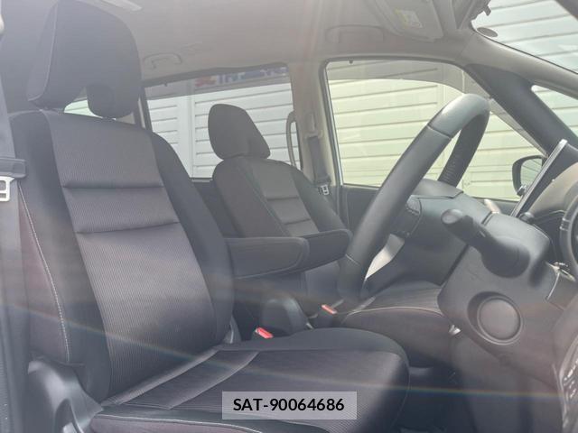 Nissan SERENA 2016-12 8071614-9