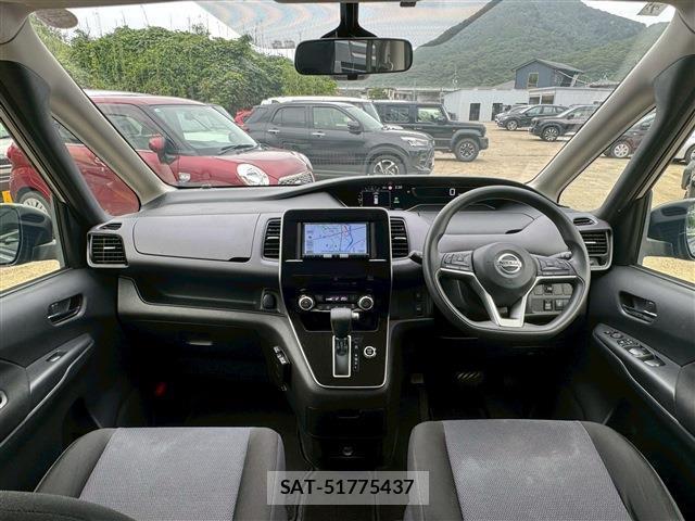 Nissan SERENA 2022-07 8072063-2