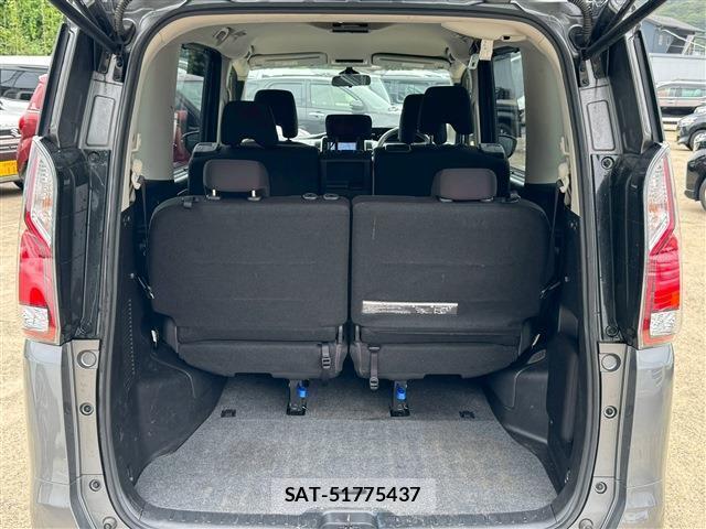 Nissan SERENA 2022-07 8072063-7