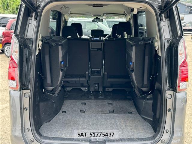 Nissan SERENA 2022-07 8072063-8