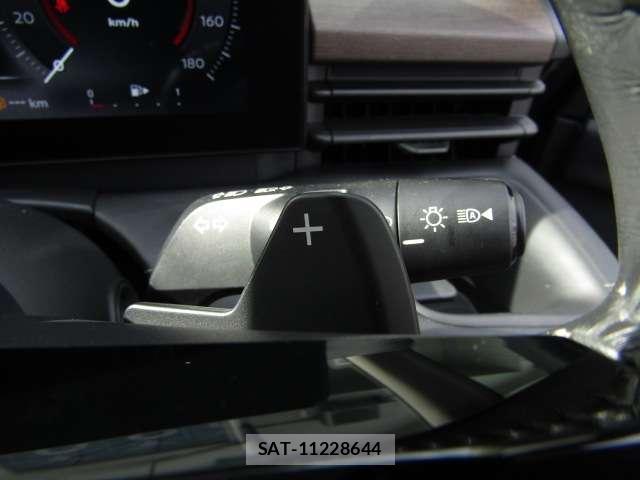 Nissan SERENA 2023-06 8072102-15