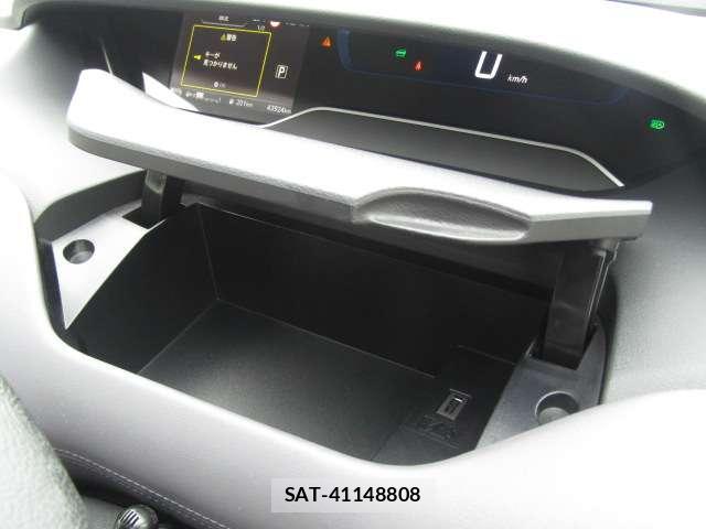 Nissan SERENA 2021-06 8072103-17