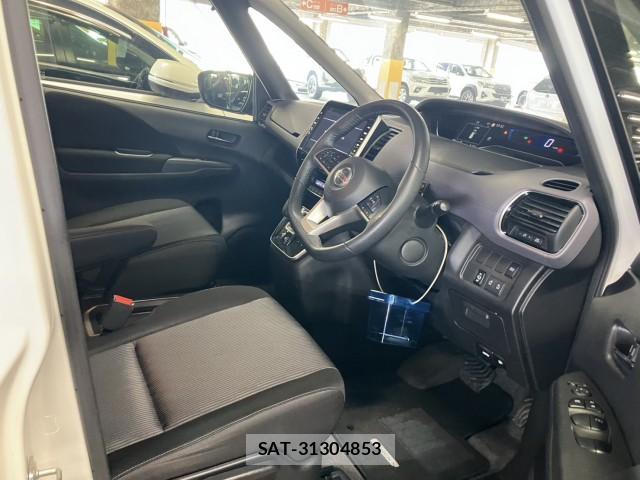 Nissan SERENA 2021-09 8072147-11