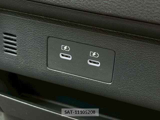 Nissan SERENA 2026-06 8072167-11
