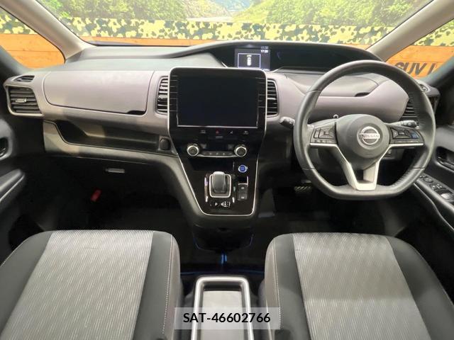 Nissan SERENA 2022-03 8072229-1