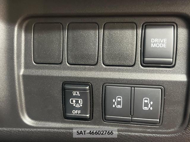 Nissan SERENA 2022-03 8072229-4