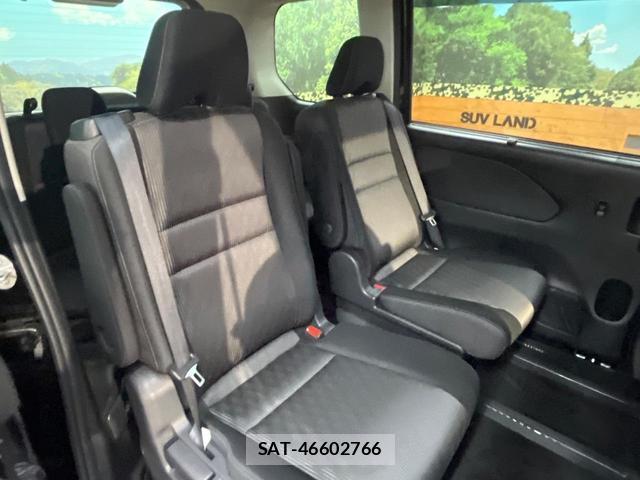 Nissan SERENA 2022-03 8072229-8