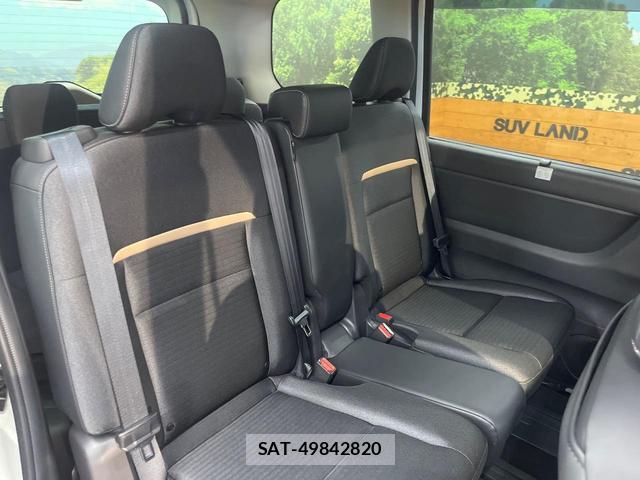 Nissan SERENA 2023-03 8072239-8