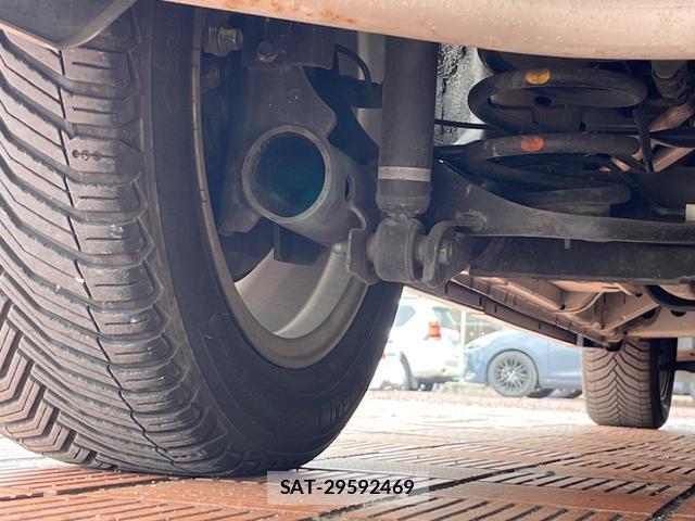 Nissan SERENA 2016-07 8072372-19